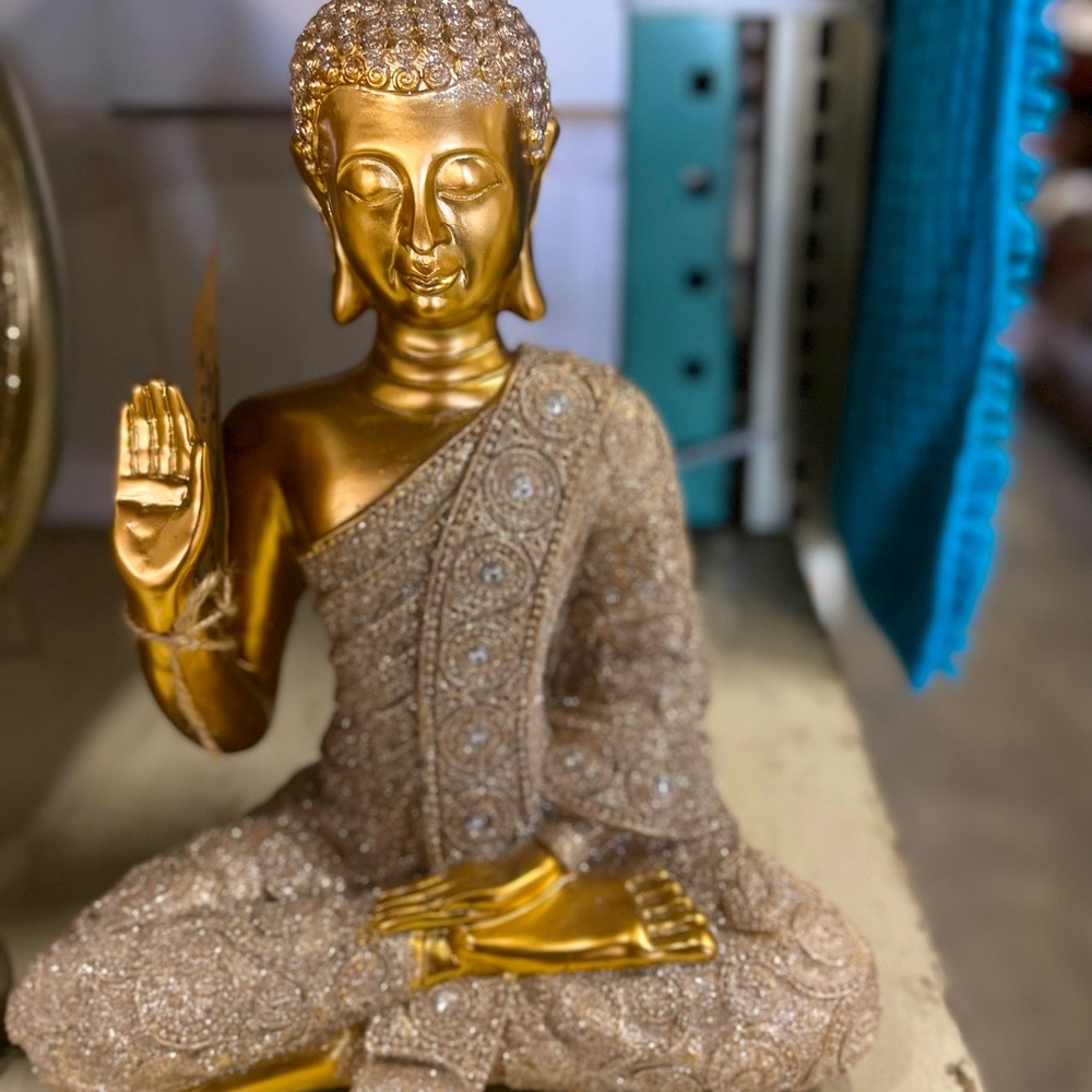 Praying Buddha